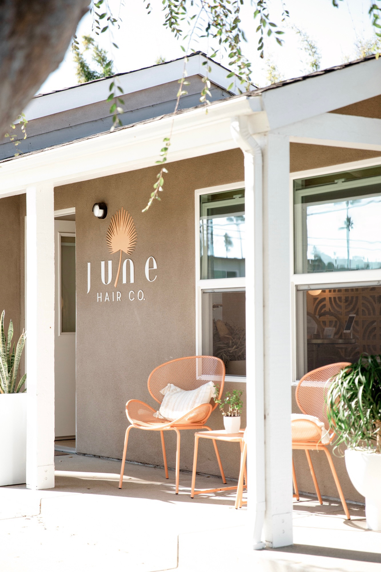 HARRY 　村越弘明　ATTHEGARDEN The Hair Garden, 40119 Murrieta Hot Springs Rd, Ste C103